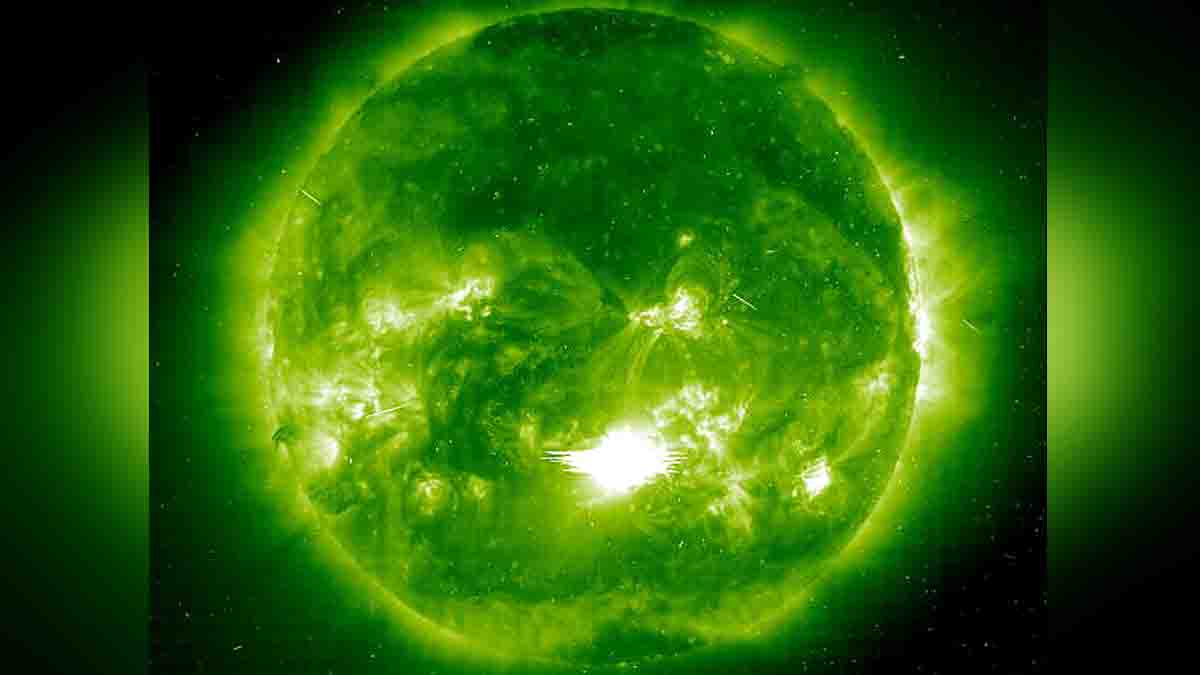 Sun fires off major solar flare