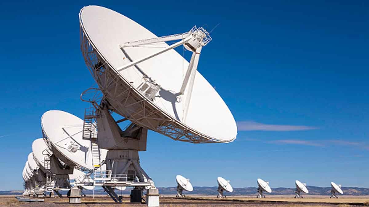 Strange Radio Waves Milky Way