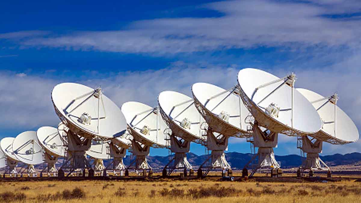 Strange Radio Waves Milky Way