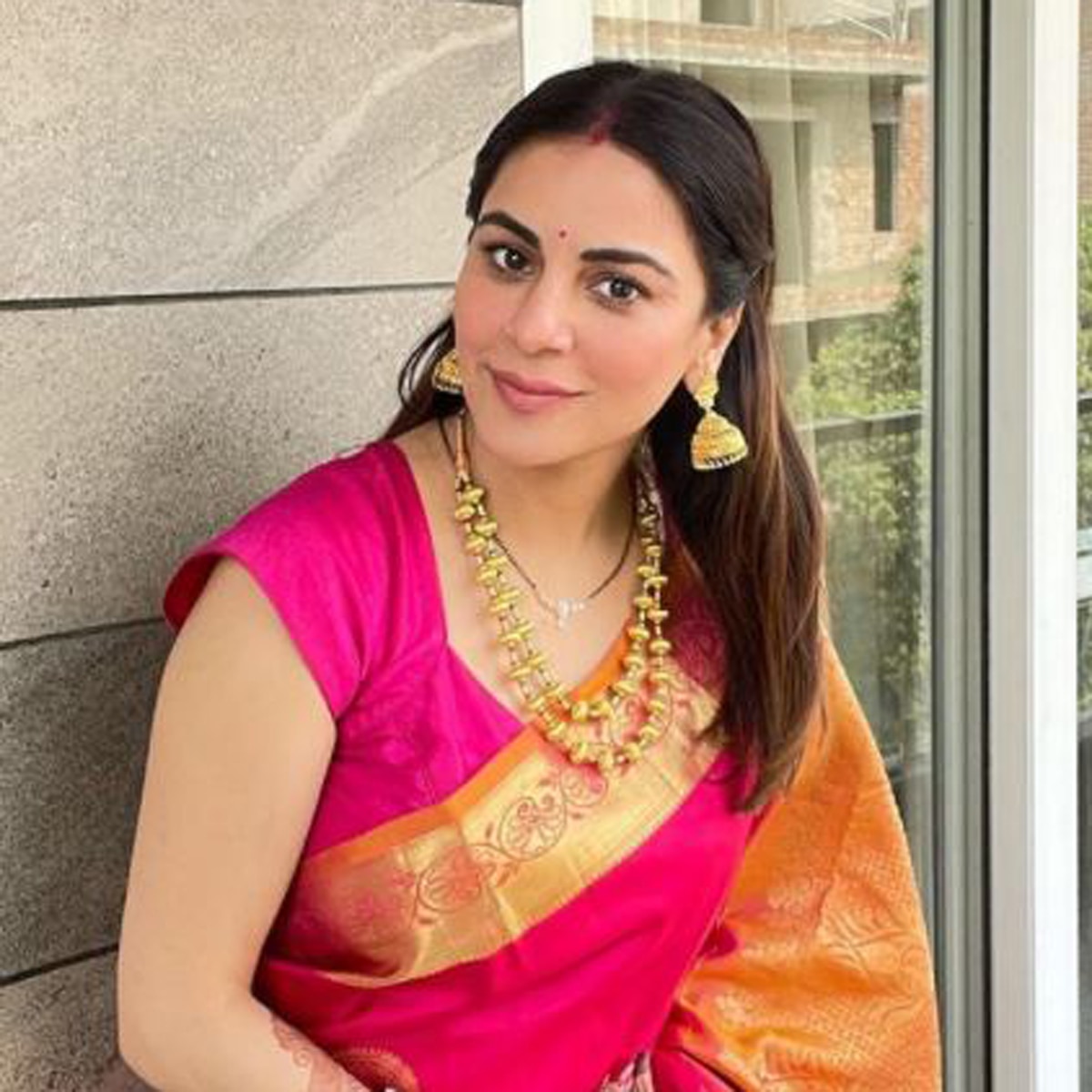 श्रद्धा आर्या