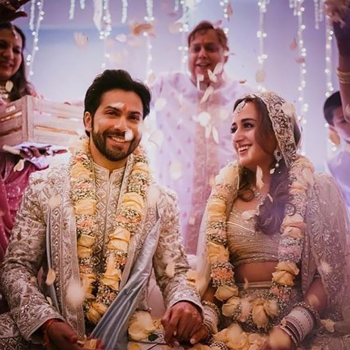 वरुण धवन और नताशा दलाल