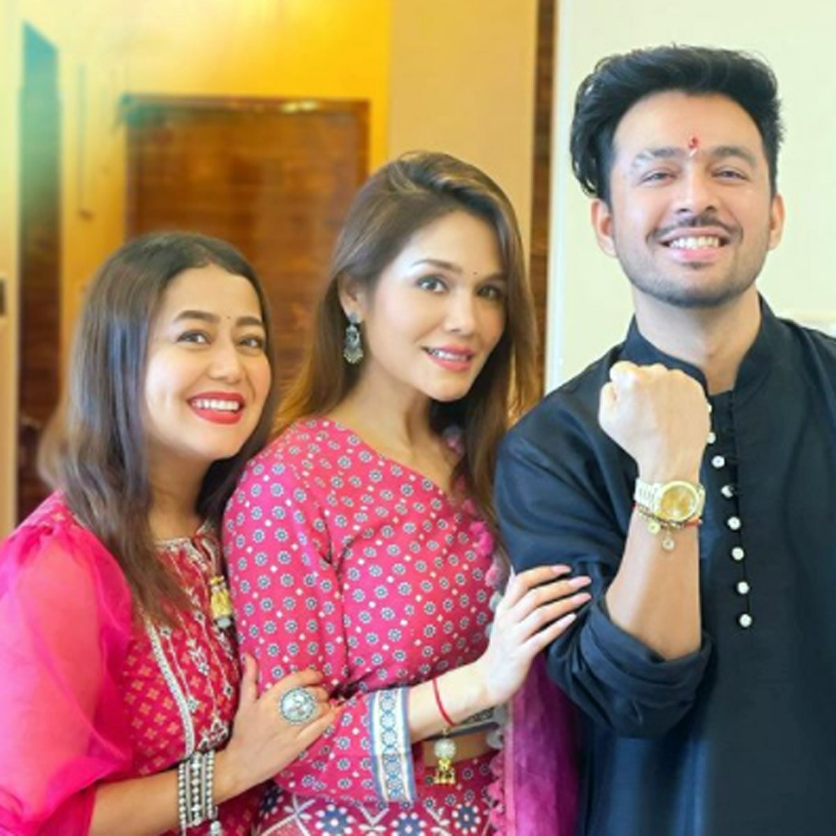 नेहा कक्कड़ -रोहनप्रीत सिंह