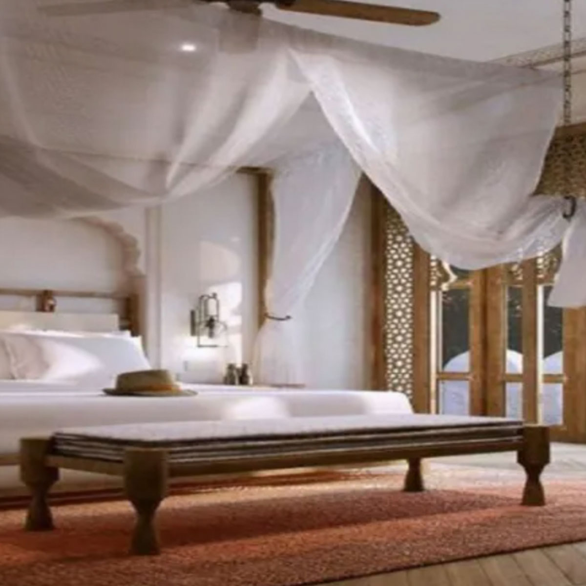 सिक्स सेंसेज होटल