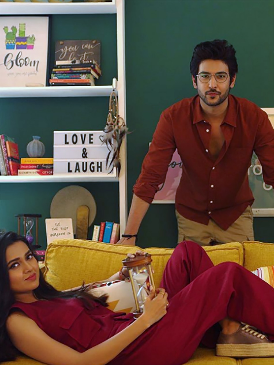  तेजस्वी प्रकाश, शिविन नारंग