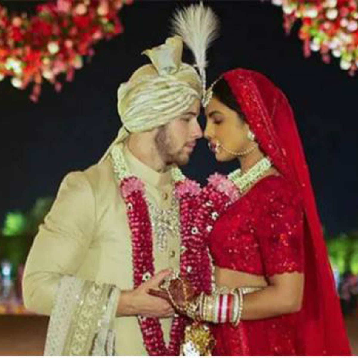  प्रियंका चोपड़ा और निक जोनस