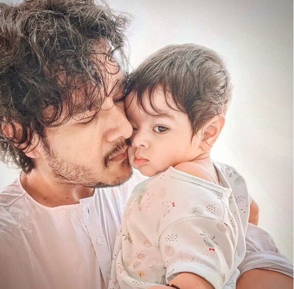  अनिरुद्ध दवे-शुभु आहूजा