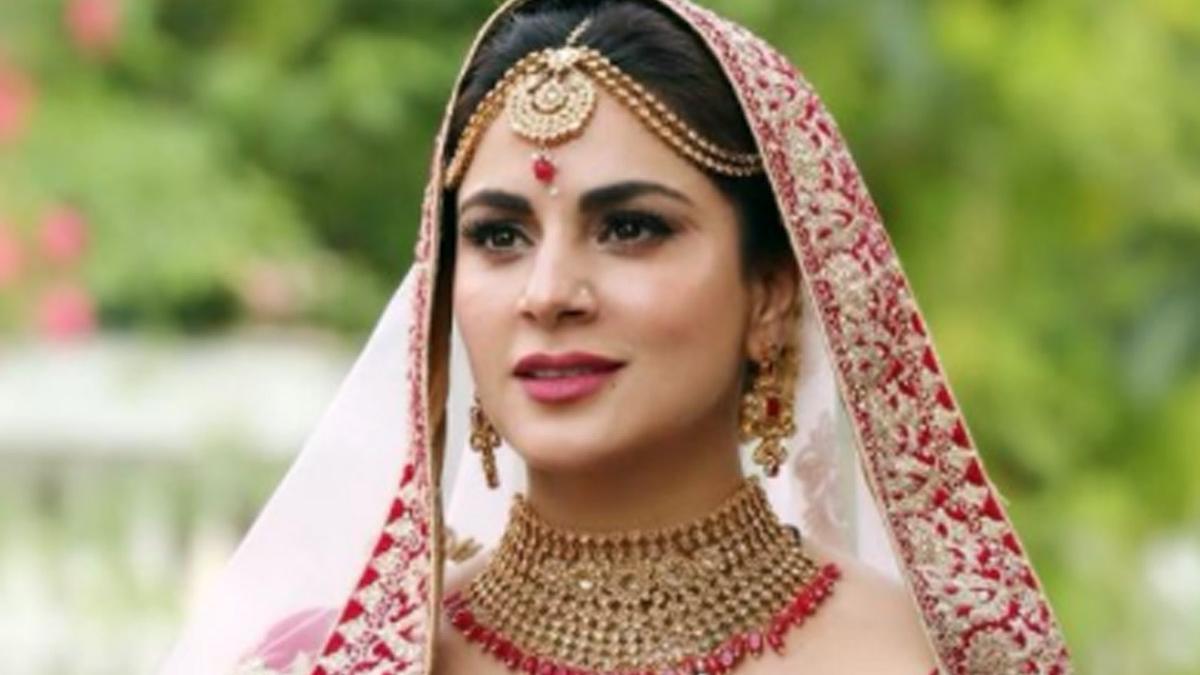 श्रद्धा आर्या