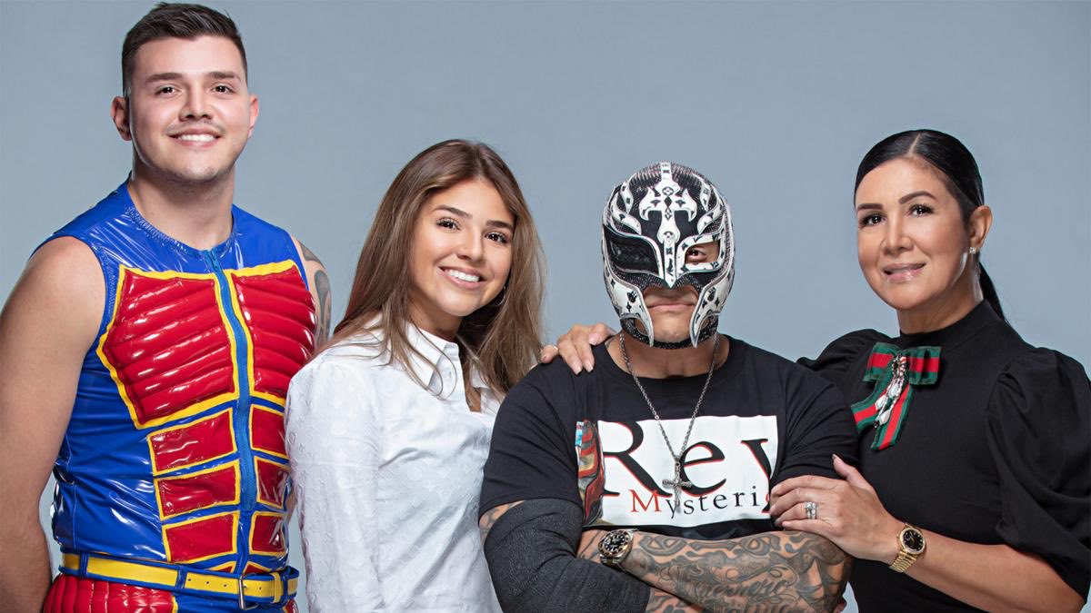 Rey Mysterio family