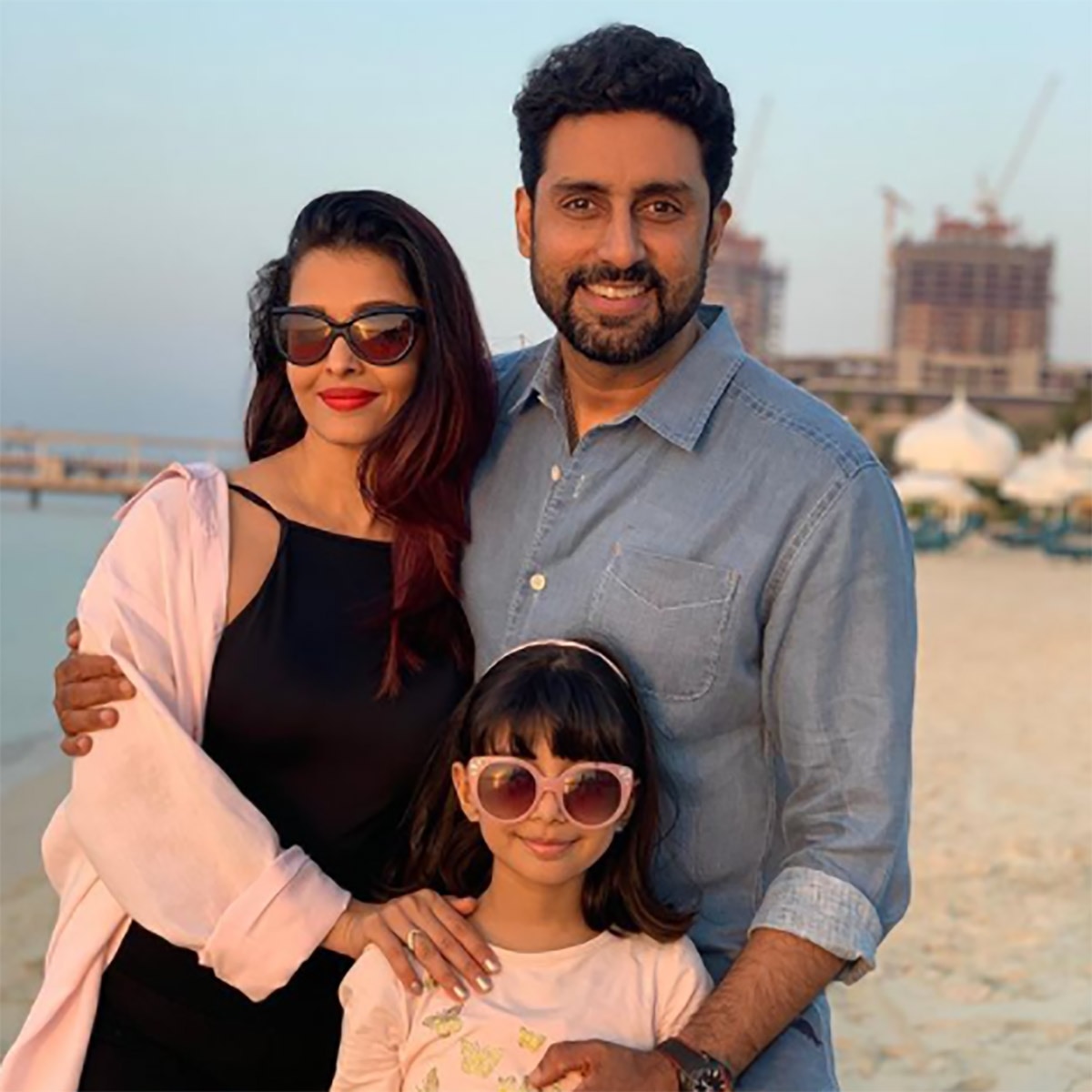 ऐश्वर्या-अभ‍िषेक-आराध्या  