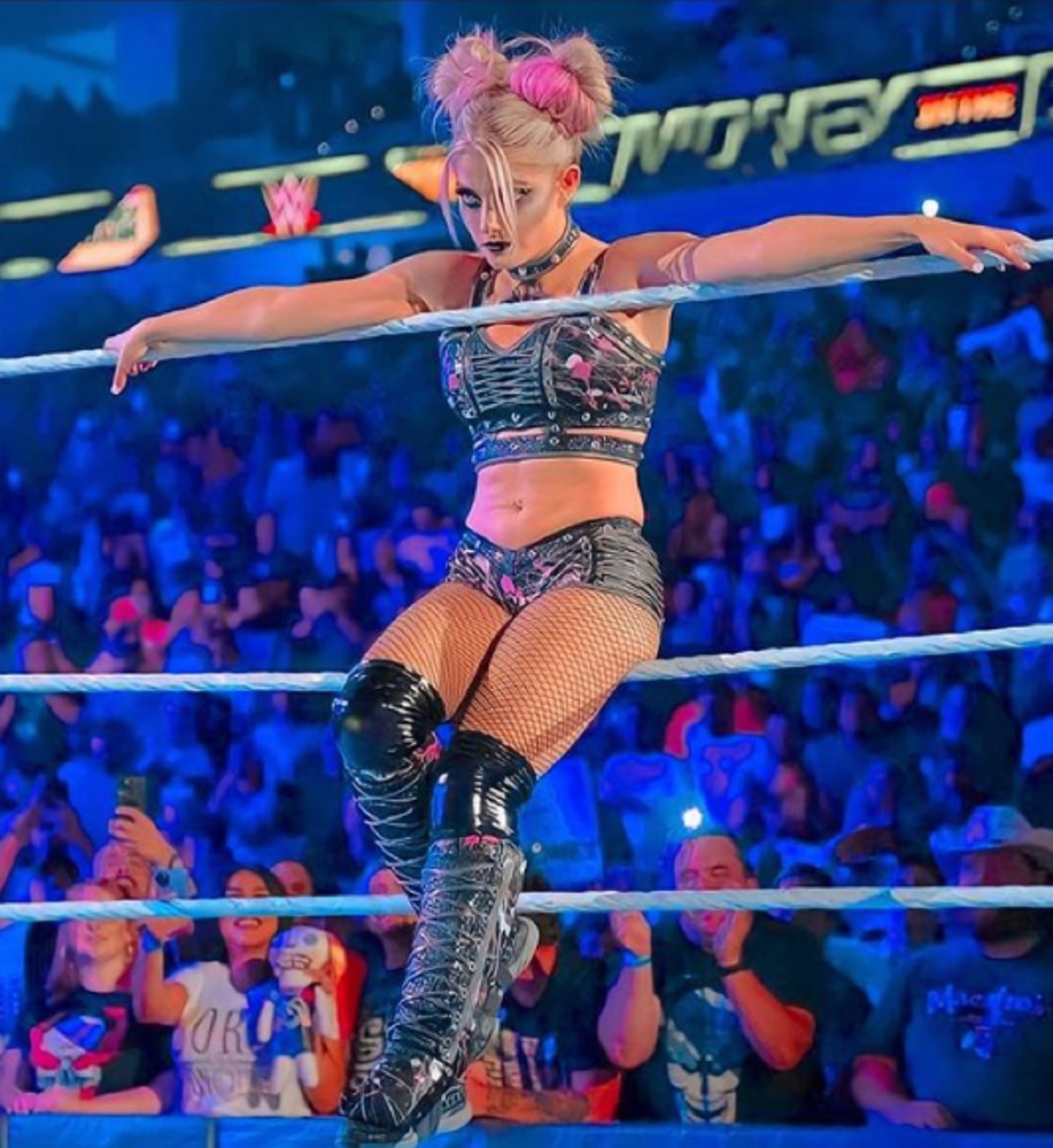 WWE Alexa