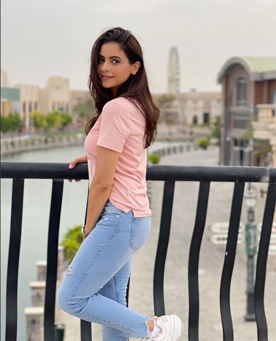 आमना शरीफ 