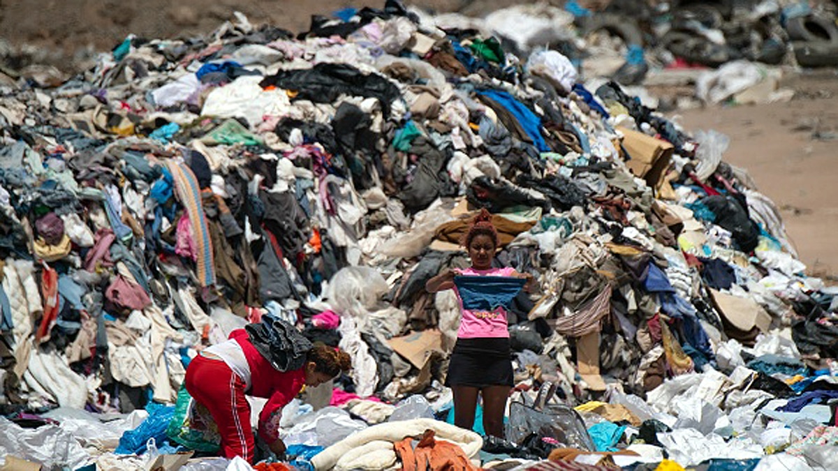 Mountain of Clothes Chile