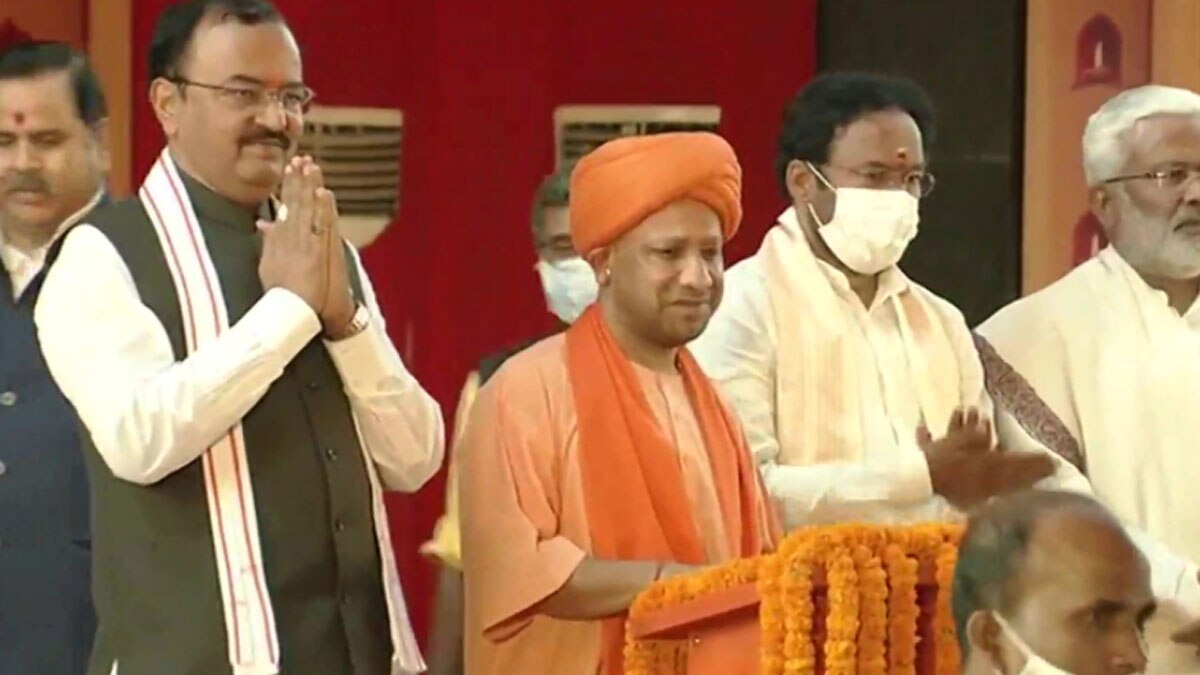 12 लाख दीयों से जगमग हुई राम नगरी Ayodhya, बना वर्ल्ड रिकॉर्ड 