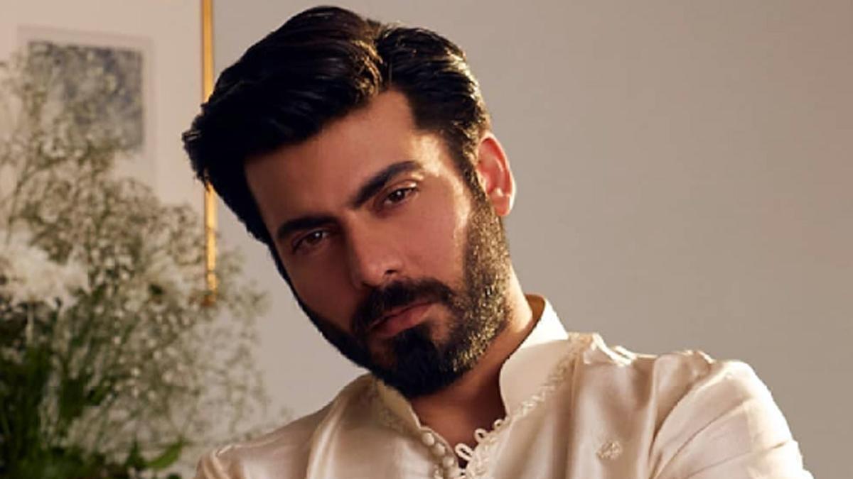 सोनम कपूर ने हिंदी फिल्मों में दिया था पाकिस्तानी एक्टर Fawad Khan को ब्रेक, करण जौहर संग काम करने पर हुआ था बवाल