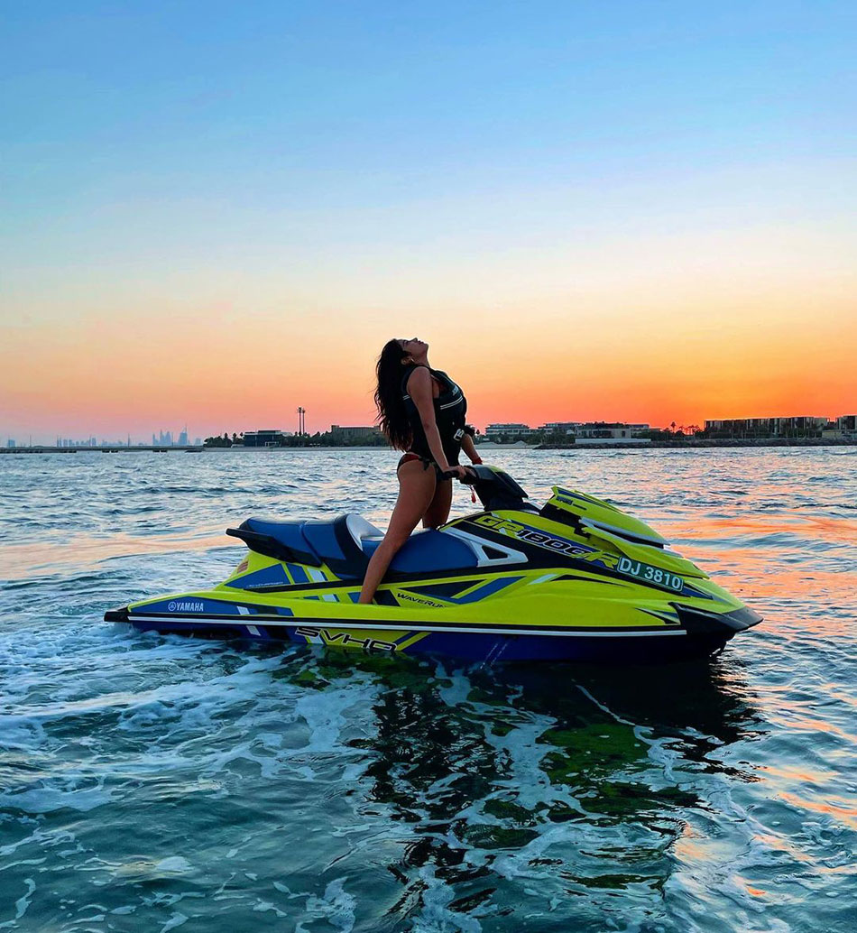 जाह्नवी कपूर 