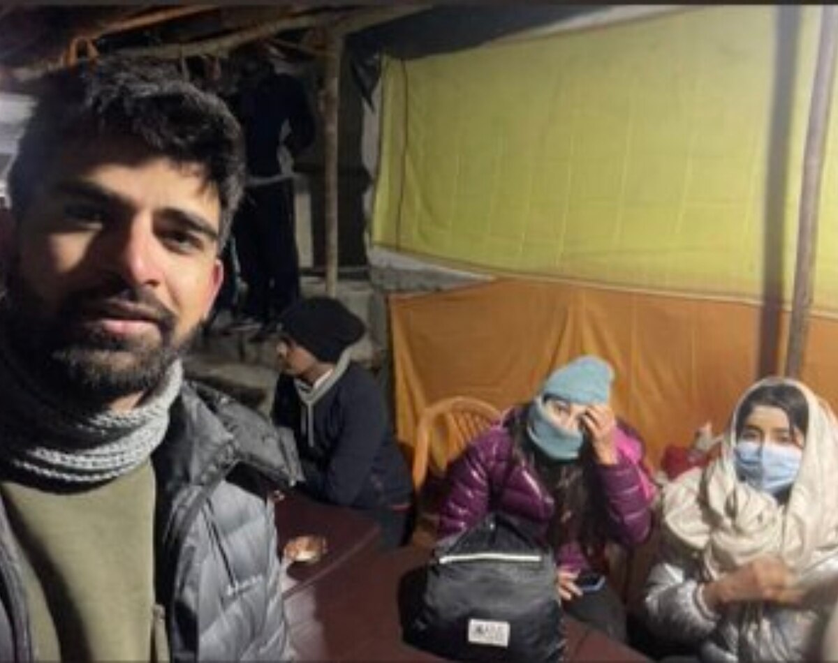 जाह्नवी कपूर, सारा अली खान