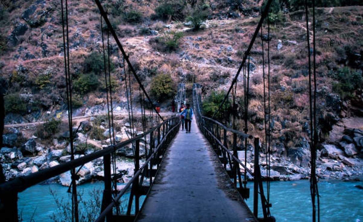 नवंबर की छुट्टियों में घूम आएं ये 10 हिल स्टेशन