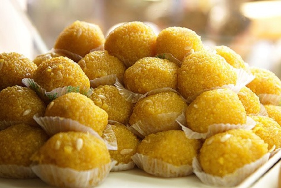 धनतेरस पर ये चीजें खाने से आता है गुडलक