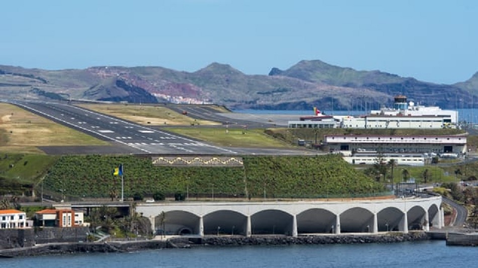 दुनिया के 10 खतरनाक एयरपोर्ट