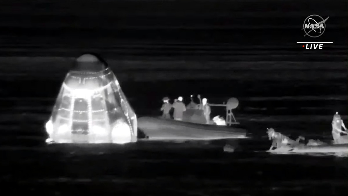 NASA SpaceX Astronauts Diaper