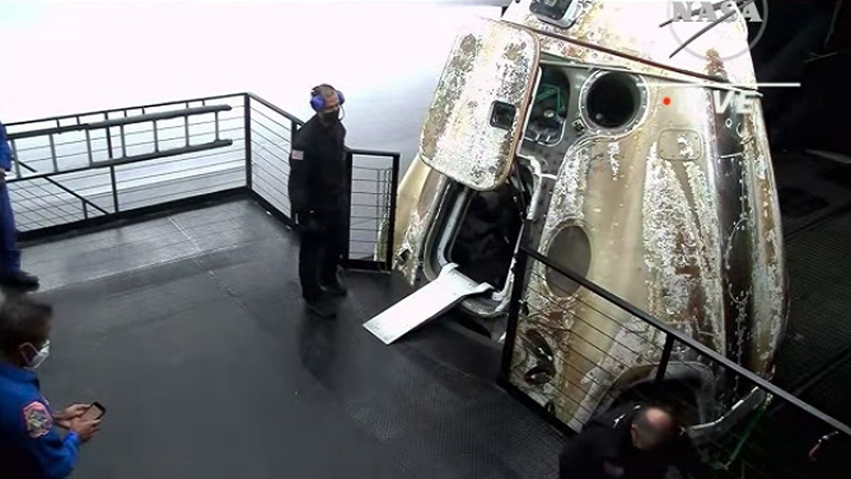 NASA SpaceX Astronauts Diaper