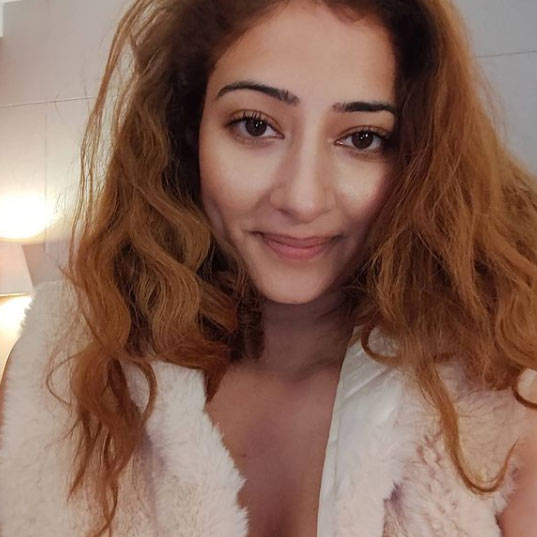 निहारिका रायजादा