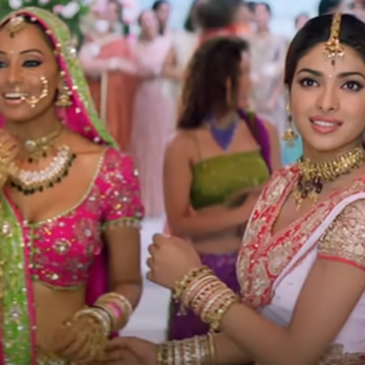 प्र‍ियंका चोपड़ा-बिपाशा बसु 