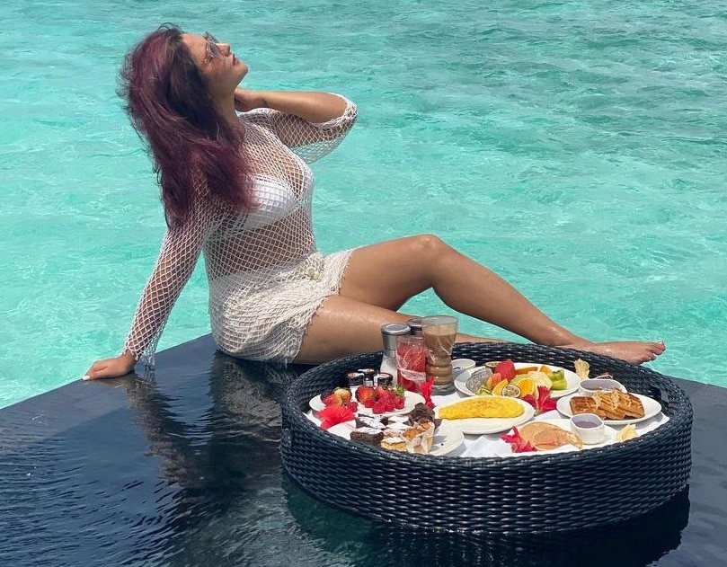 Rashmi Desai Maldives Photos