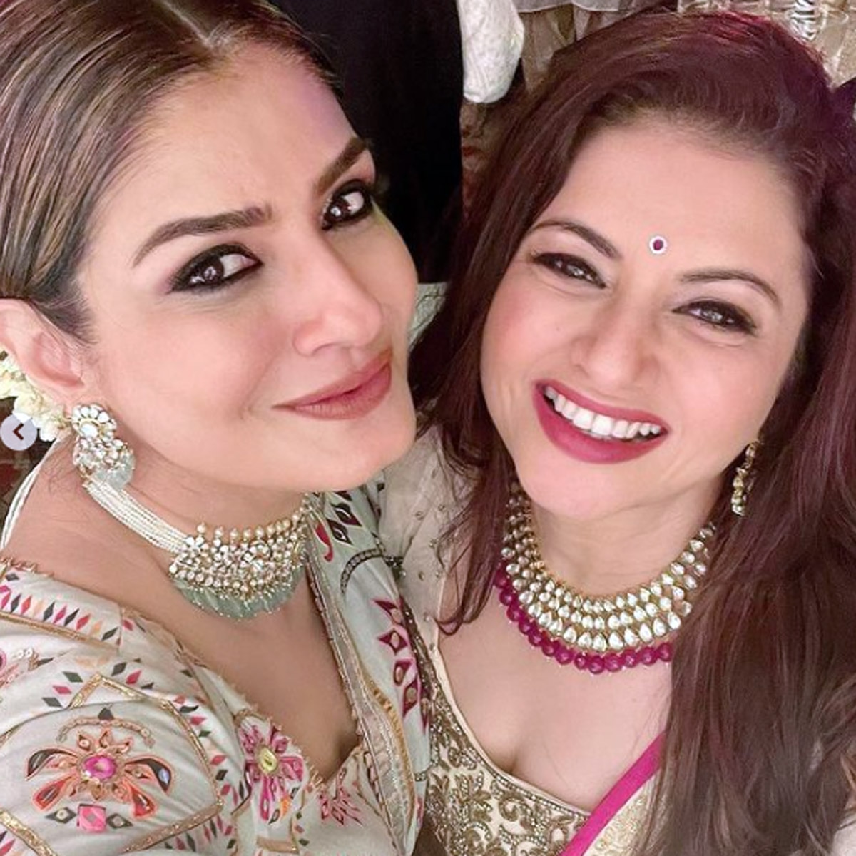 रवीना टंडन-भाग्यश्री 