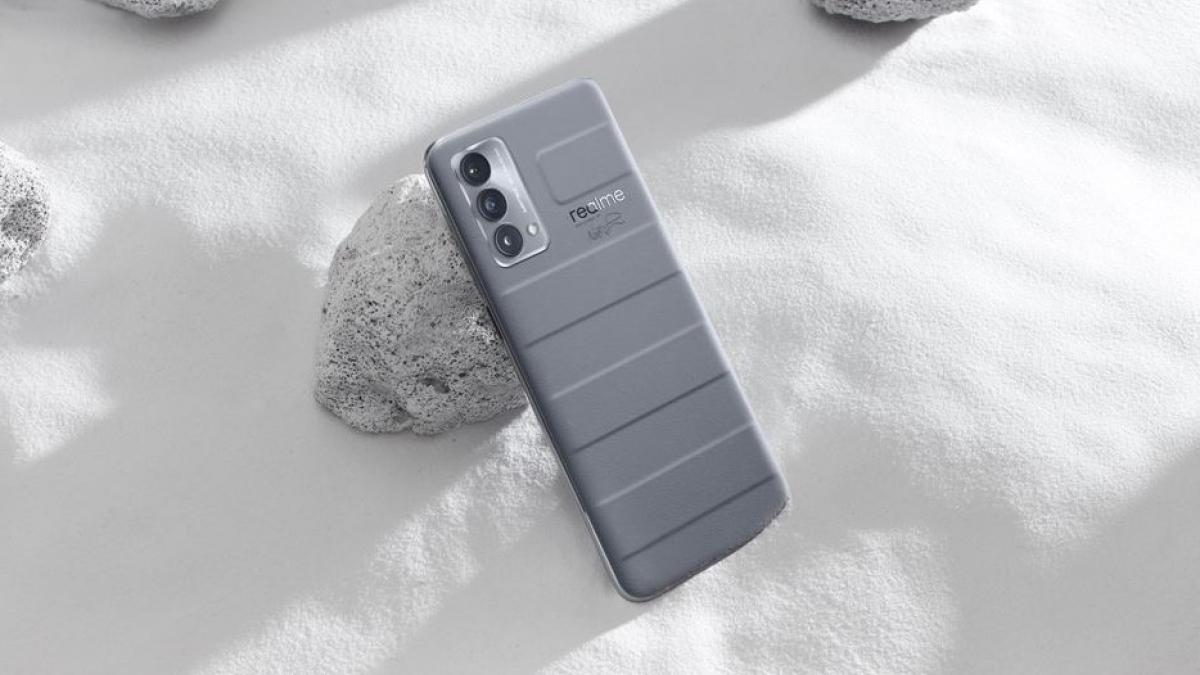 Realme Black Friday सेल में मोबाइल, टैबलेट, Smart TV और दूसरे प्रोडक्ट्स पर बंपर छूट