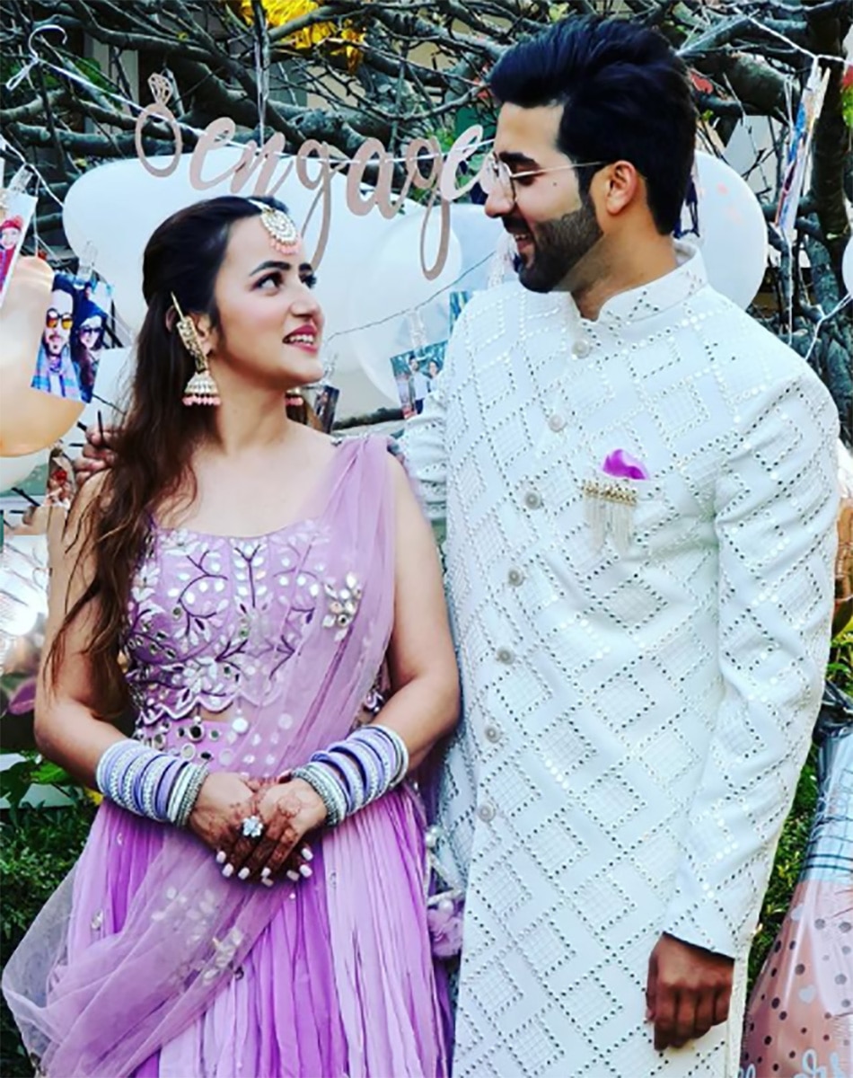 ज्येात‍िका दिलैक की सगाई 