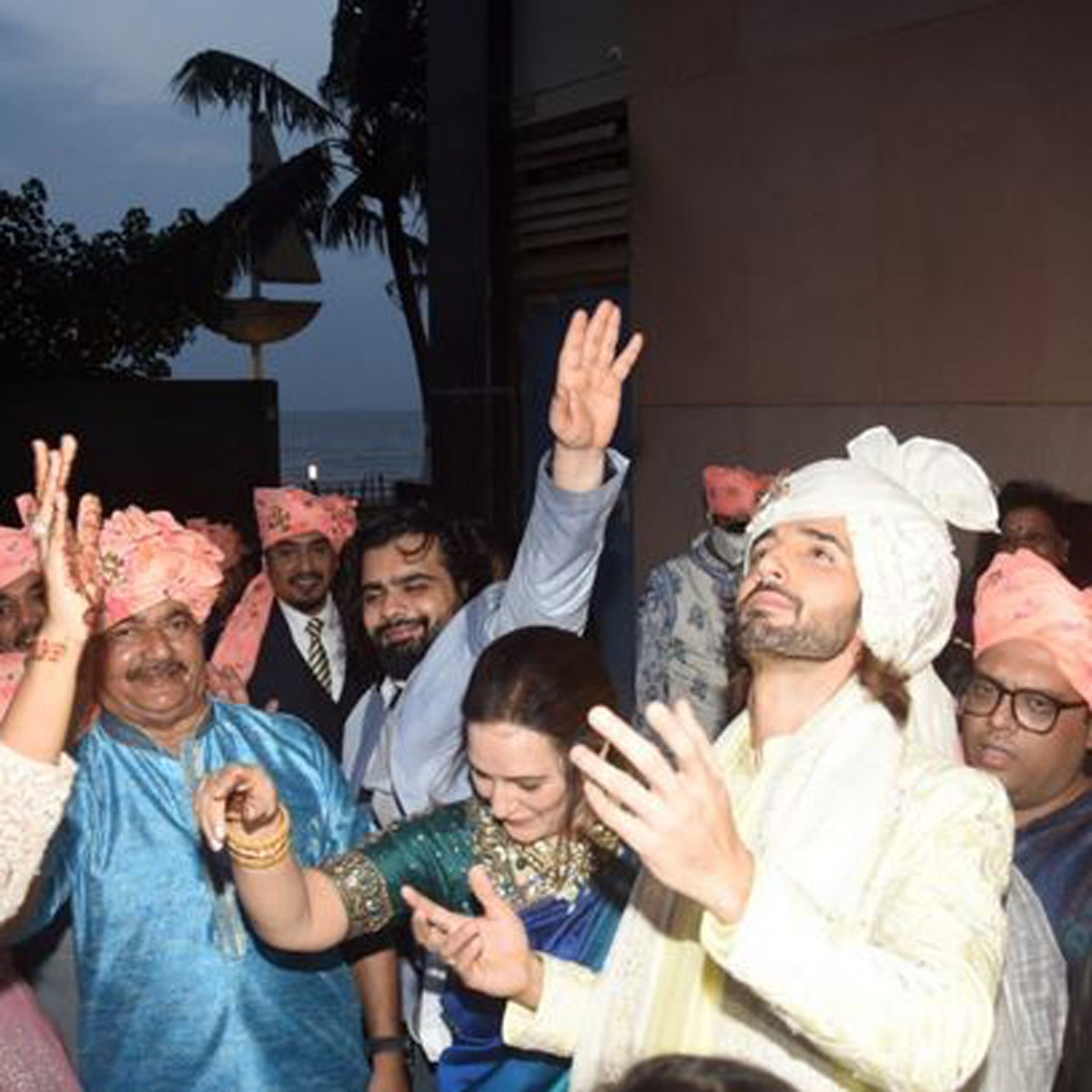 आदित्य सील