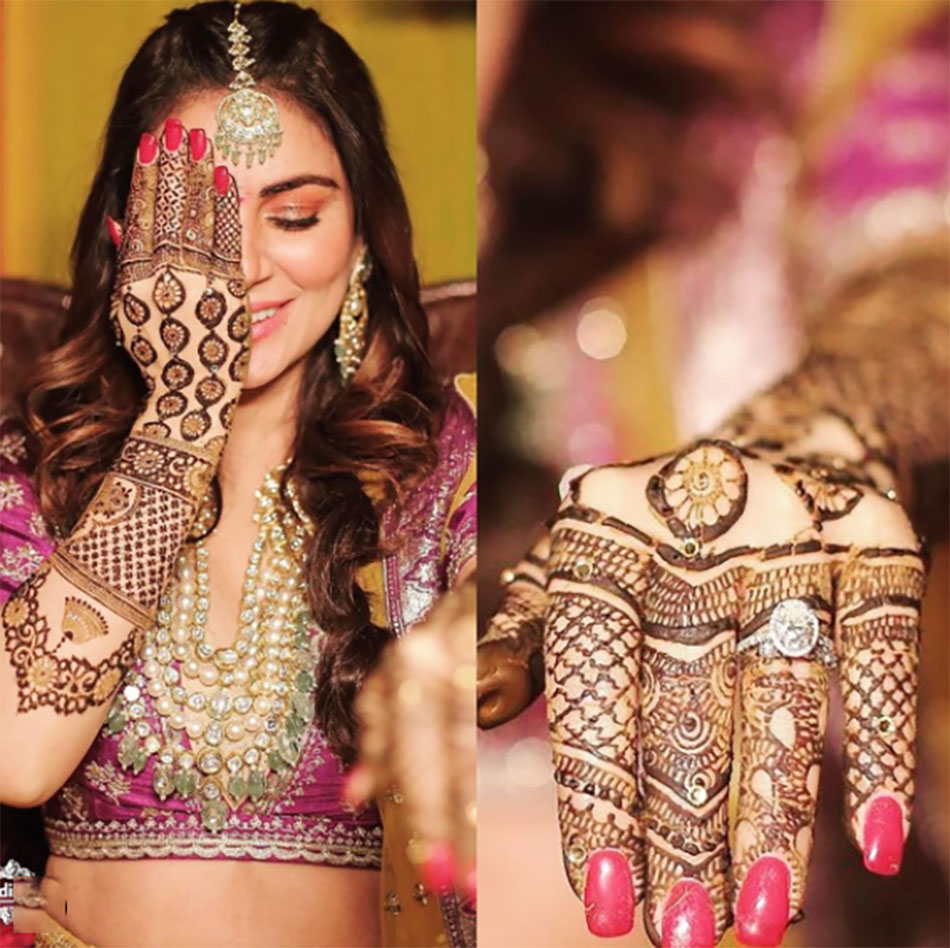 श्रद्धा आर्या 