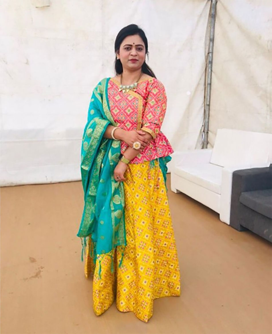 उर्वशी रदाद‍िया 