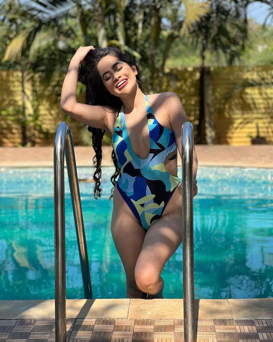 उर्फी जावेद