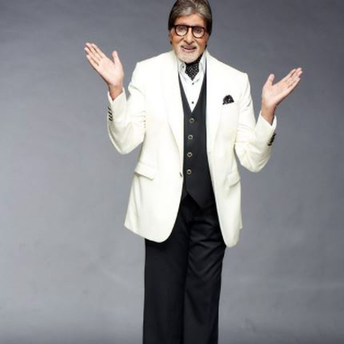 अमिताभ बच्चन