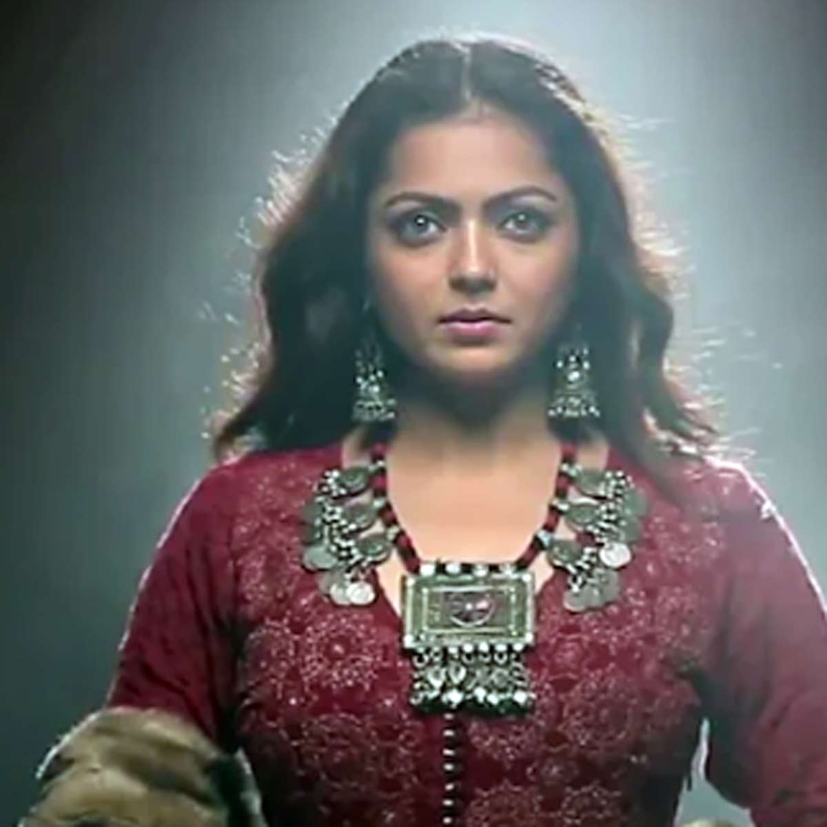 द एम्पायर