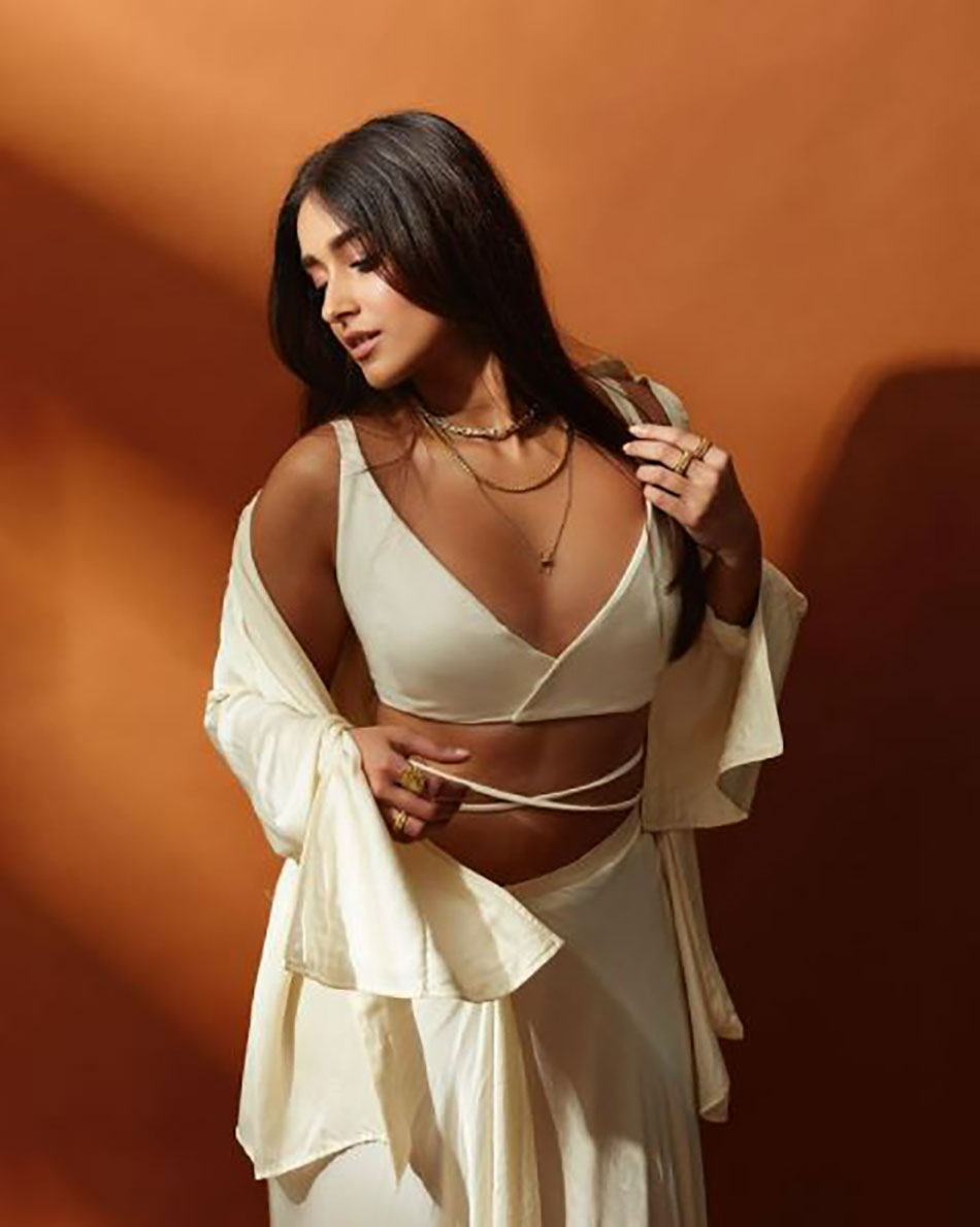 इलियाना डिक्रूज