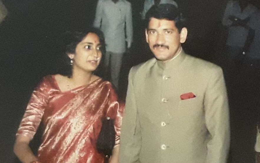 (फाइल फोटो- पत्नी मधुलिका के साथ CDS जनरल बिपिन रावत)