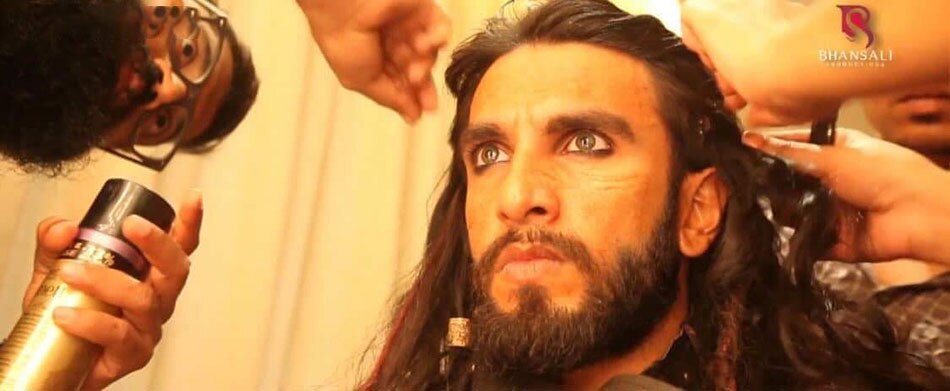 दर्शन येवेलेकर 