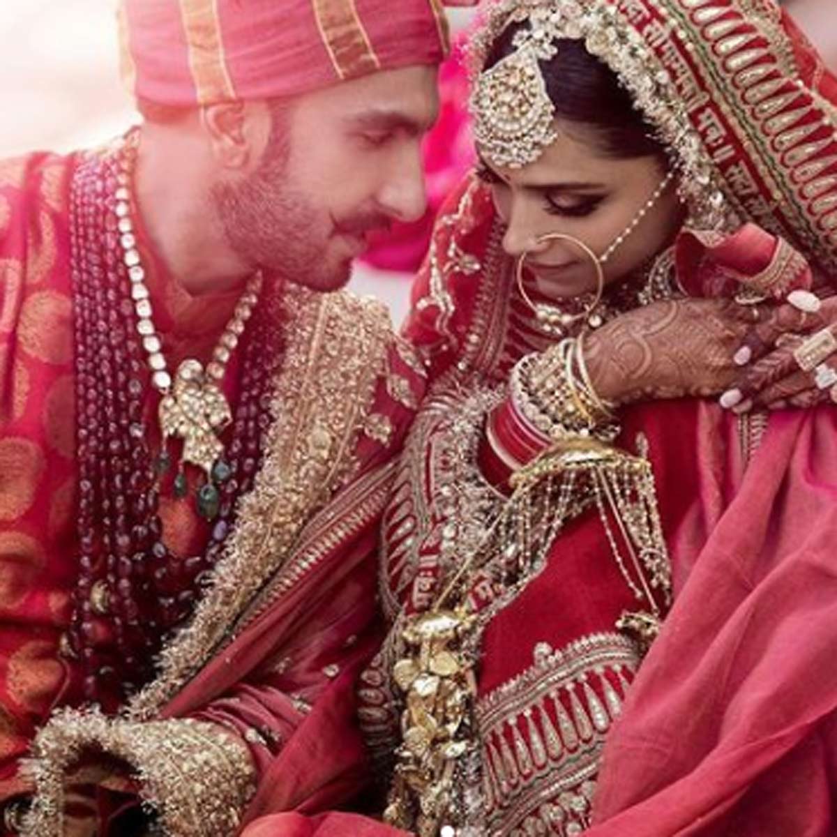 दीपिका पादुकोण