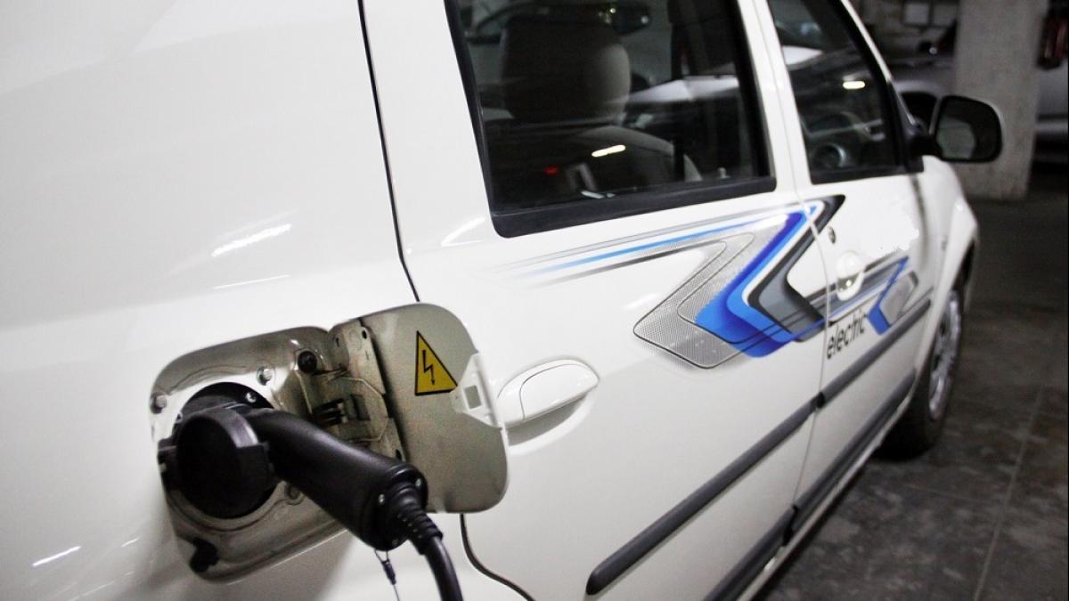 इलेक्ट्रिक गाड़ियों से जुड़े 5 बड़े झूठ