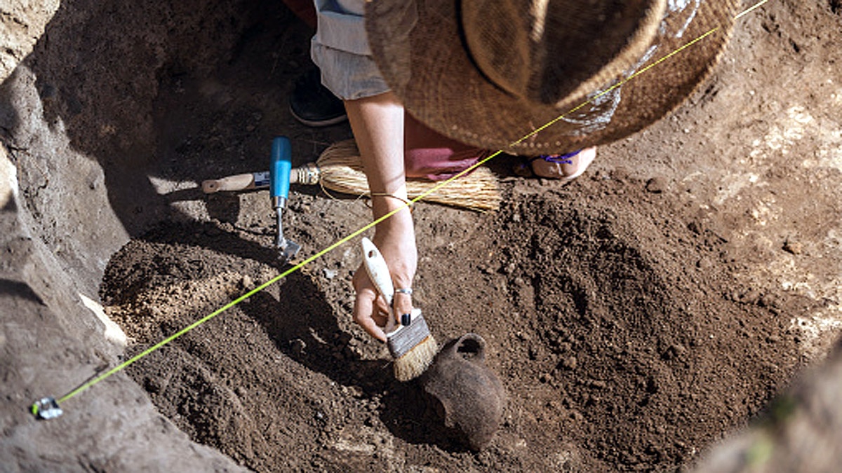 10,000 Years old Burial of infant Girl