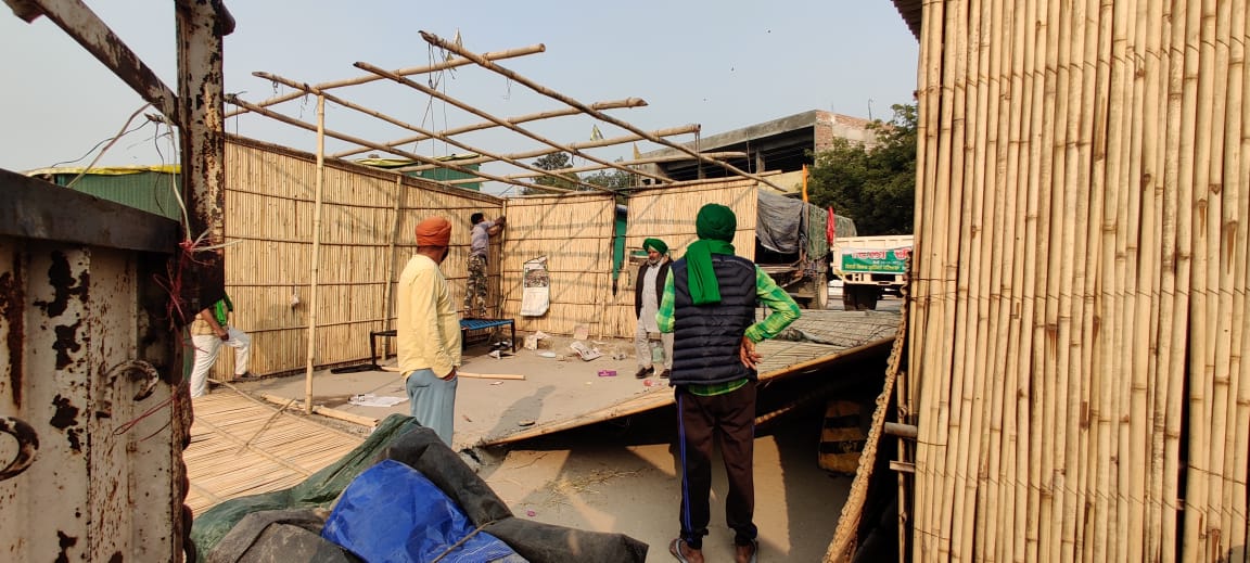 सिंधु बॉर्डर खाली किया जा रहा है