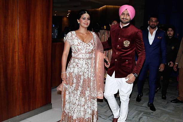 Harbhajan singh and wife Geeta Basra