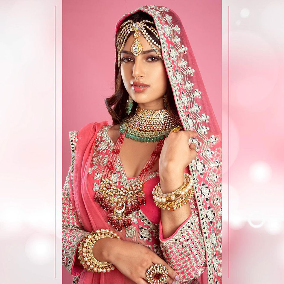 हरनाज कौर संधू 