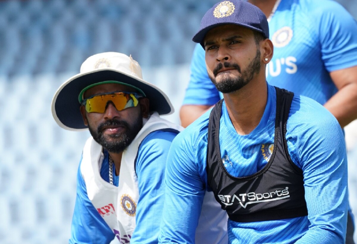 Shreyas Iyer with Mohammad Siraj (BCCI)