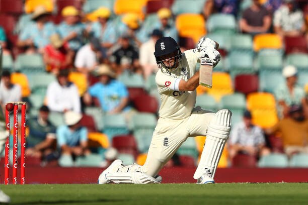 Joe Root batting (Getty)