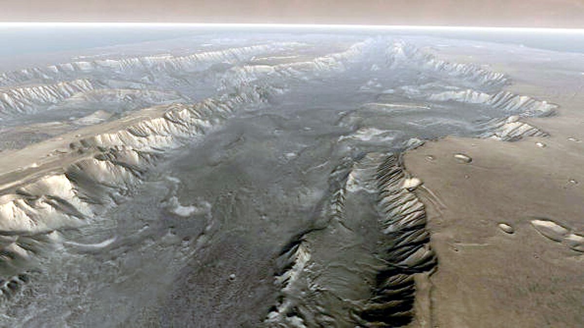 Water in Mars Grand Canyon Water in Mars Grand Canyon