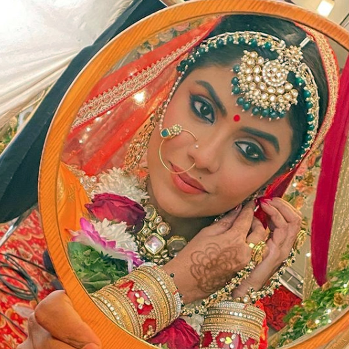 सायंतनी घोष